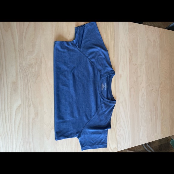 Corey Vines medium lightweight t shirt - Picture 2 of 2
